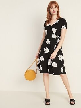 Old Navy Black Wrap Midi Dress with White Floral Print XS